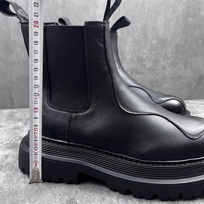 2025 New Men's Black Non-slip Snow High-top High-end Trendy Brand British Style Velvet Thickened Warm Short Boots - Image 5