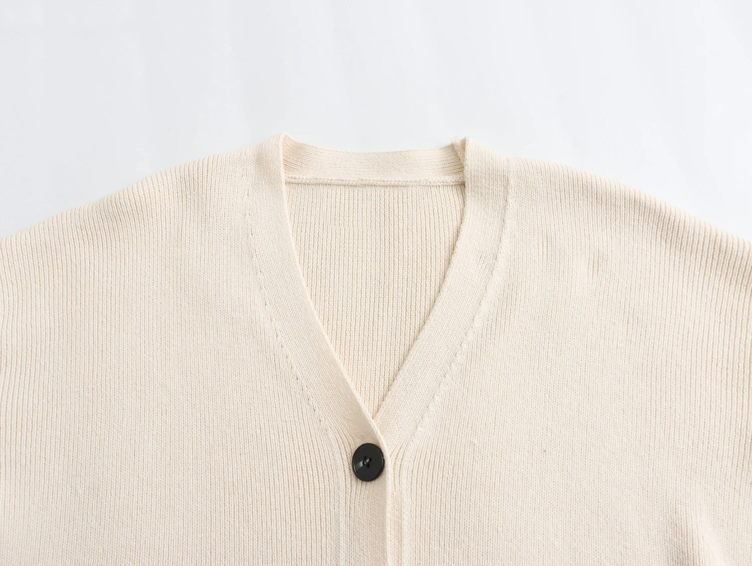 Autumn New Women's Clothing, European And American Style Fashion, Contrasting Color, Stitching Decoration, Knitted Jacket - Image 4